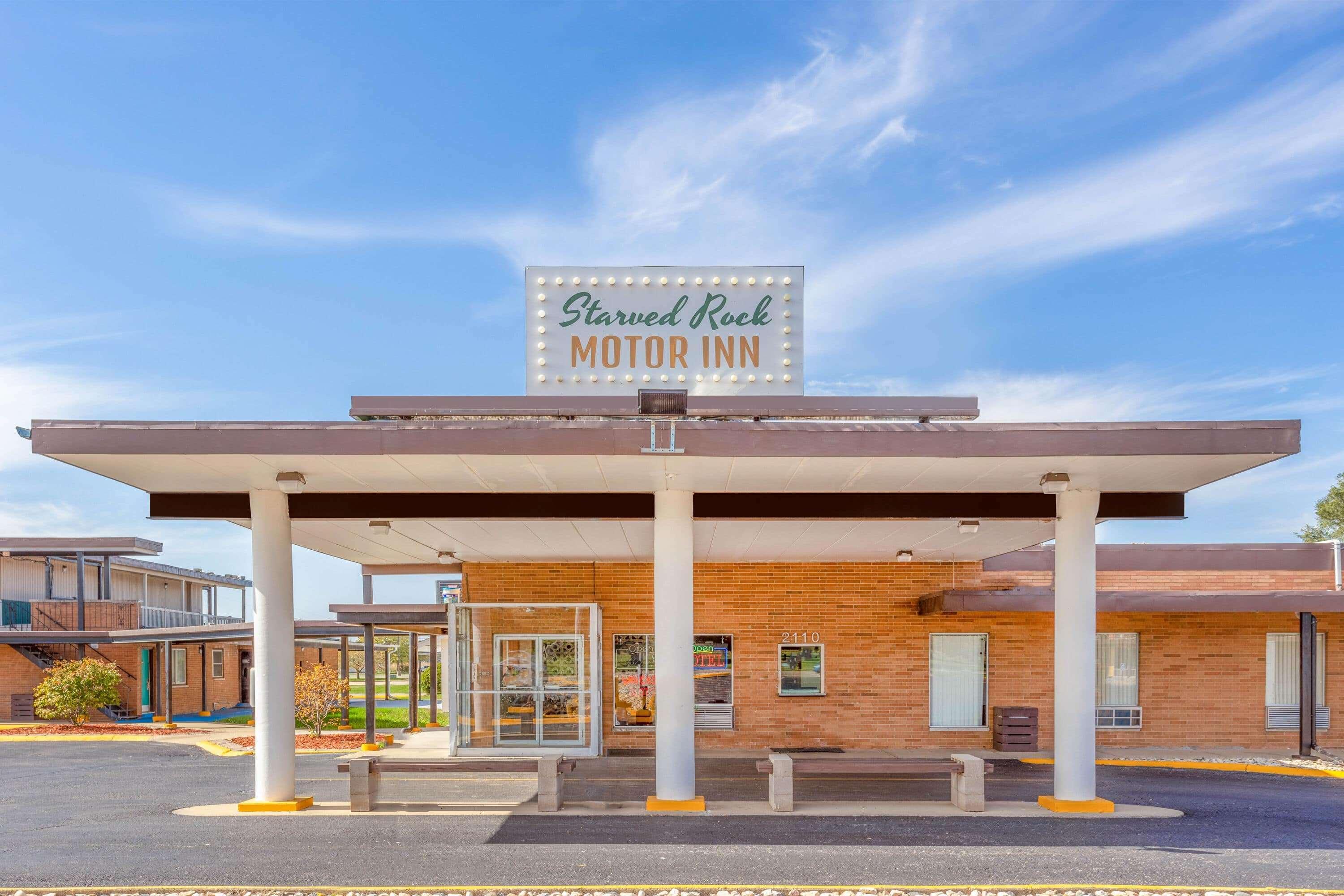 Starved Rock Motor Inn Travelodge By Wyndham Streator Dış mekan fotoğraf